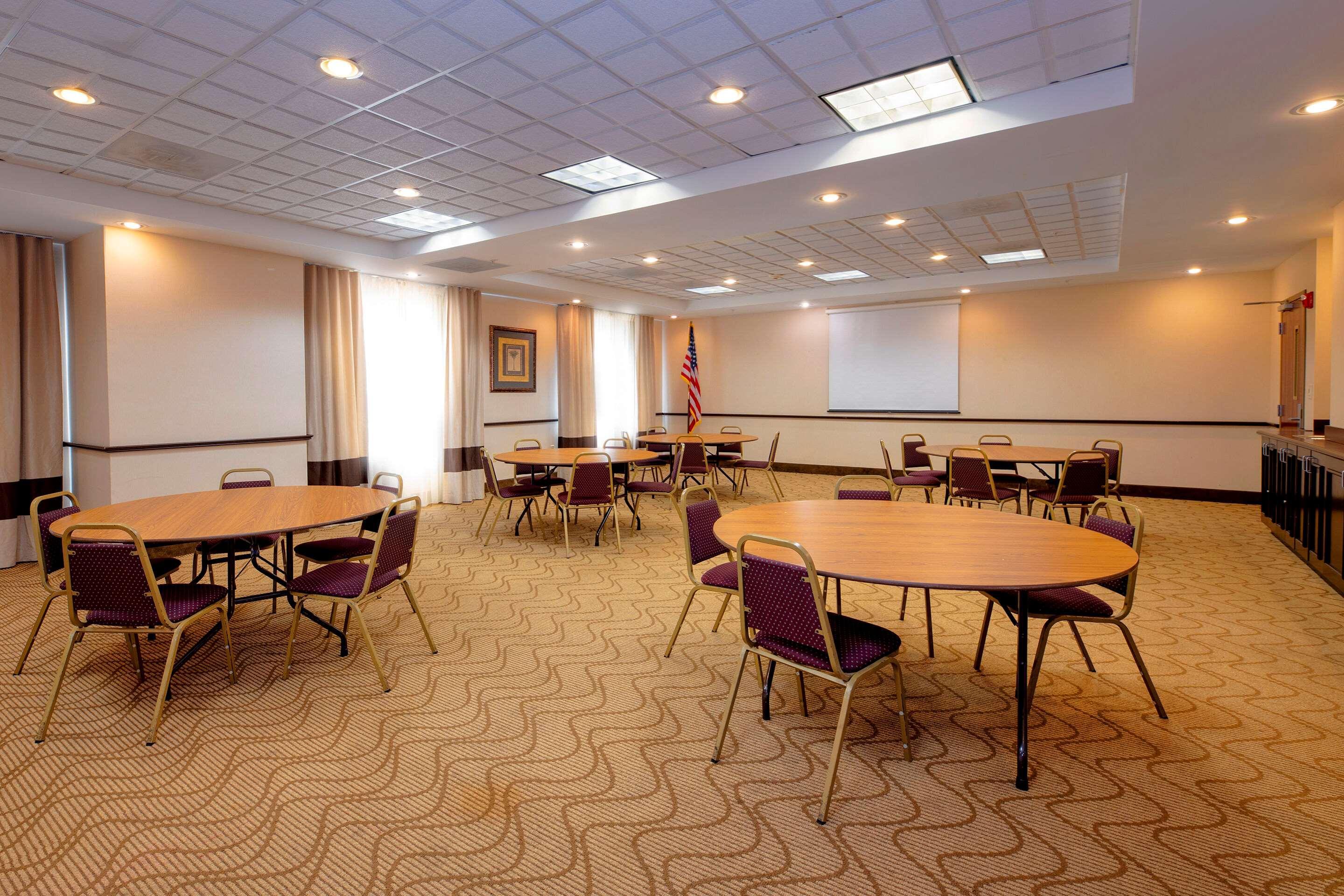 Comfort Inn Near Quantico Main Gate North Dumfries Exterior photo